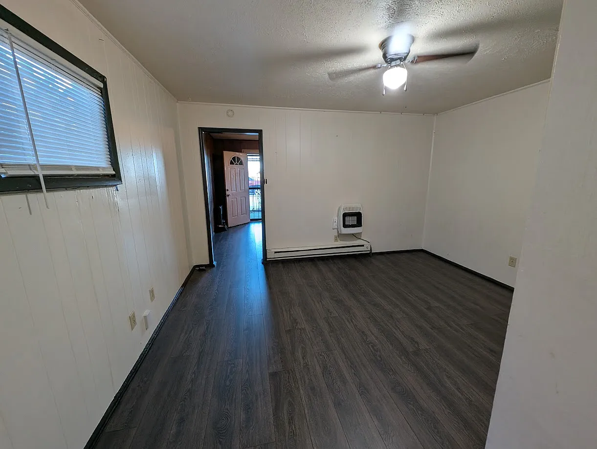 1 bed, 560 sqft, $700 — Photo 4