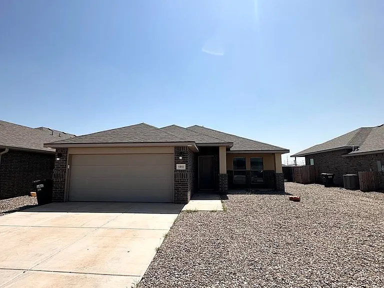 6802 Stake Ave — Photo 1