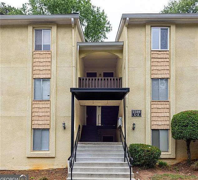 2398 Lawrenceville Hwy #H-U — Photo 2
