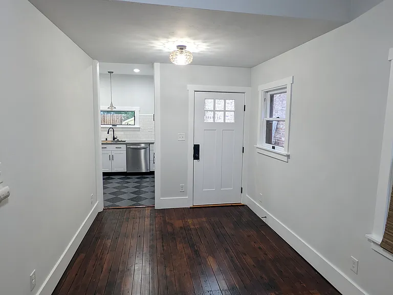 3550 4th Ave #3550 — Photo 3