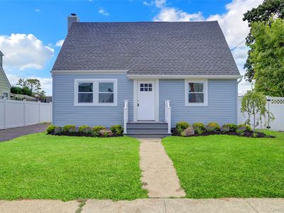 1067 Mirabelle Avenue, Westbury, NY, 11590