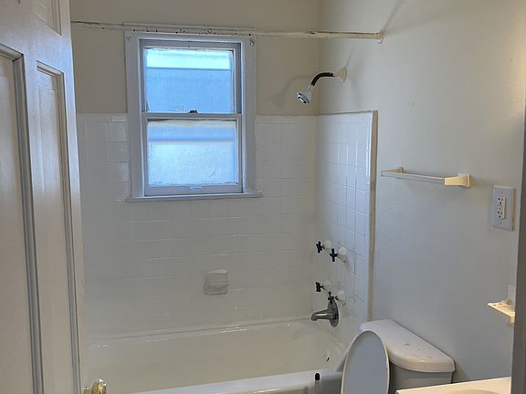 4th image of 2662-2678 N Main St #11057254
