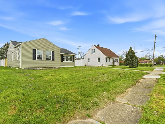 4th image of 3040 Templeton Rd