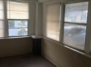 1206 E 24th Ave, Kansas City, MO 64116