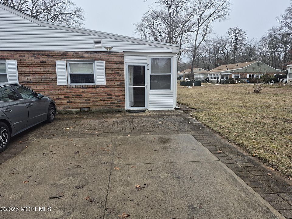 1st image of 21 Cedar Street #D