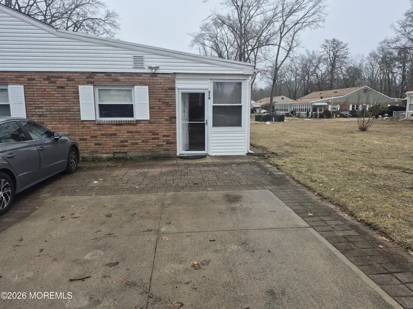 21 Cedar Street #D, Toms River, NJ 08757
