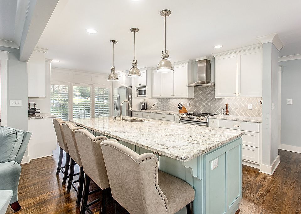 Completely updated kitchen. 