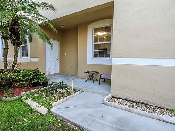 4th image of 2151 Madeira Dr