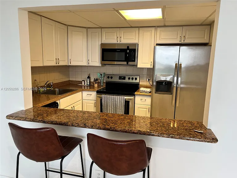 13499 Biscayne Blvd #1407 — Photo 6