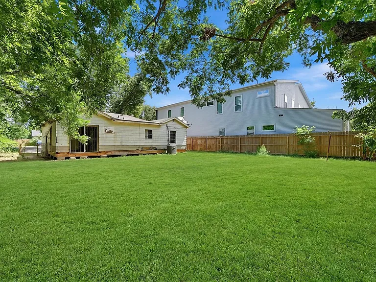 5326 Wenda St — Photo 25