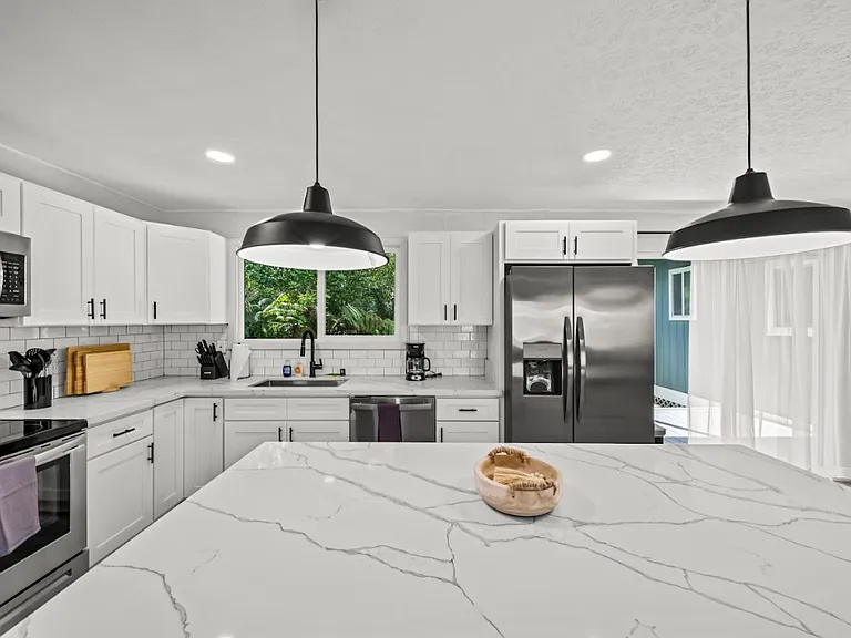 152 Kapaka St #A — Photo 4
