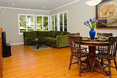 2nd image of 822 Parkman Dr