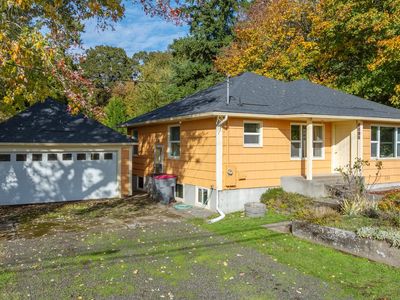 8030 NW Meadow Lake Rd, Carlton, OR, 97111