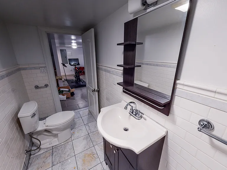 855 State St #TOWNHOUSE — Photo 44