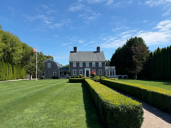631 Head Of Pond Rd, Water Mill, NY 11976