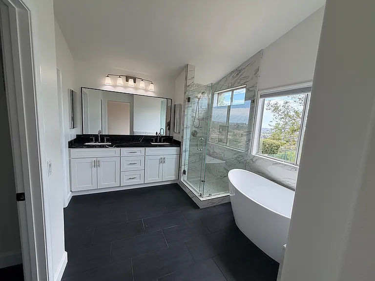15 Field Point — Photo 11