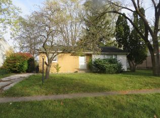 817 Union Dr, University Park, IL