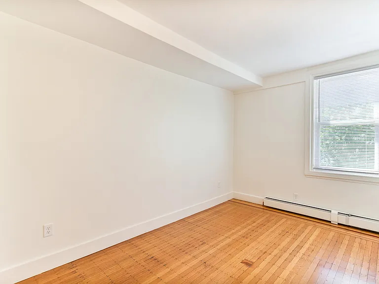 169 Waterman St #4 — Photo 4