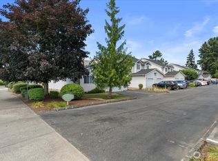 115 21st St SE APT C, Auburn, WA 98002