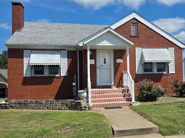 1 Washington Blvd, Chester, IL 62233