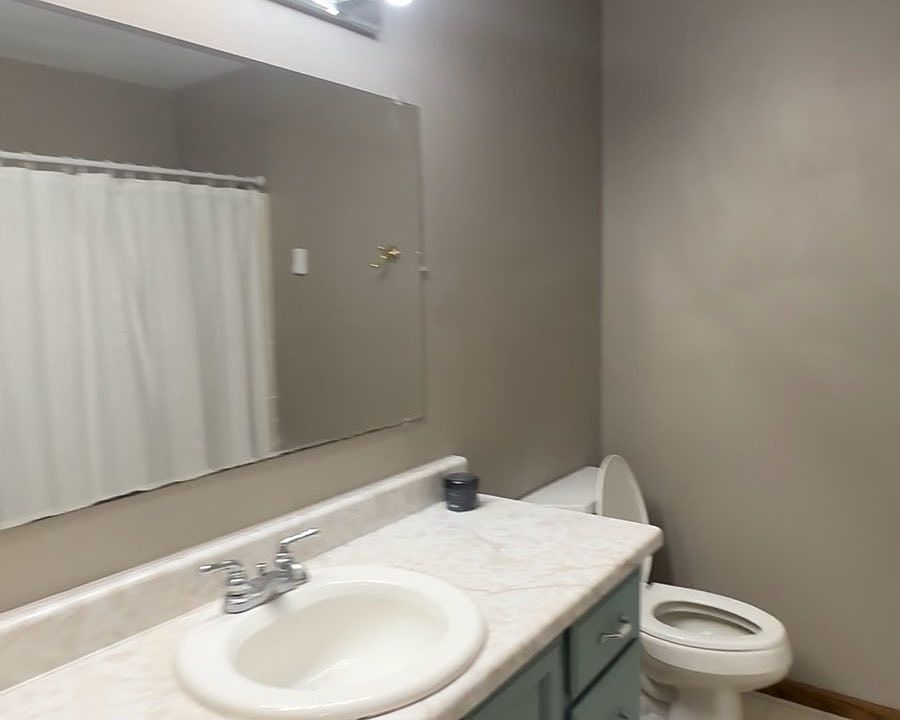 2nd image of 1918 Green Valley Dr
