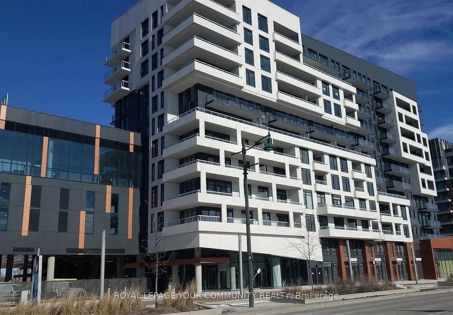 York Condo — Photo 1