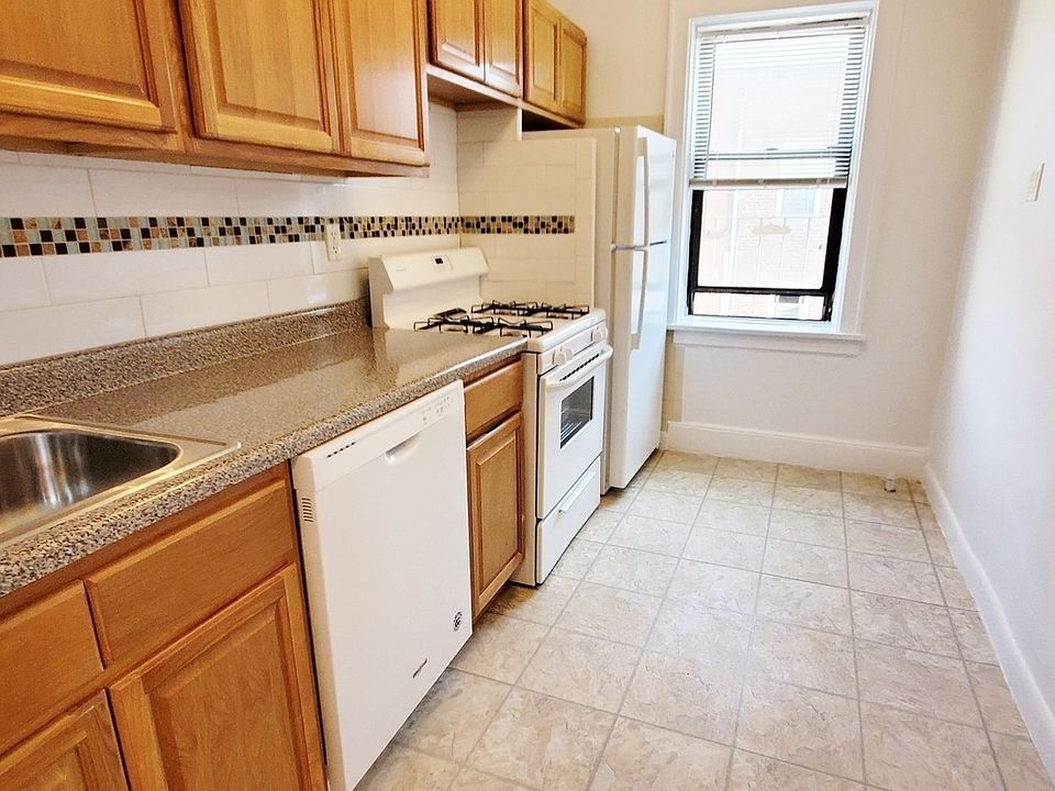 1st image of 25-41 32nd St #2D