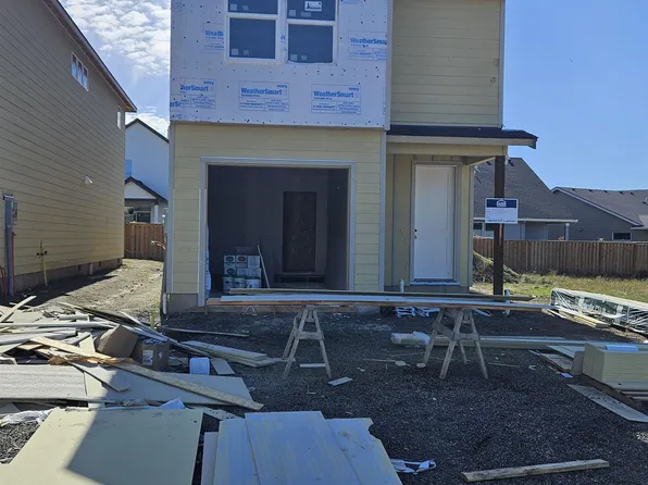 859 Chestnut Way, Silverton, OR 97381
