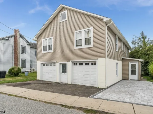 66 Carpenter St #2, Milford Boro, NJ 08848