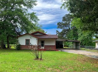 345 S Lake St, Waskom, TX 75692