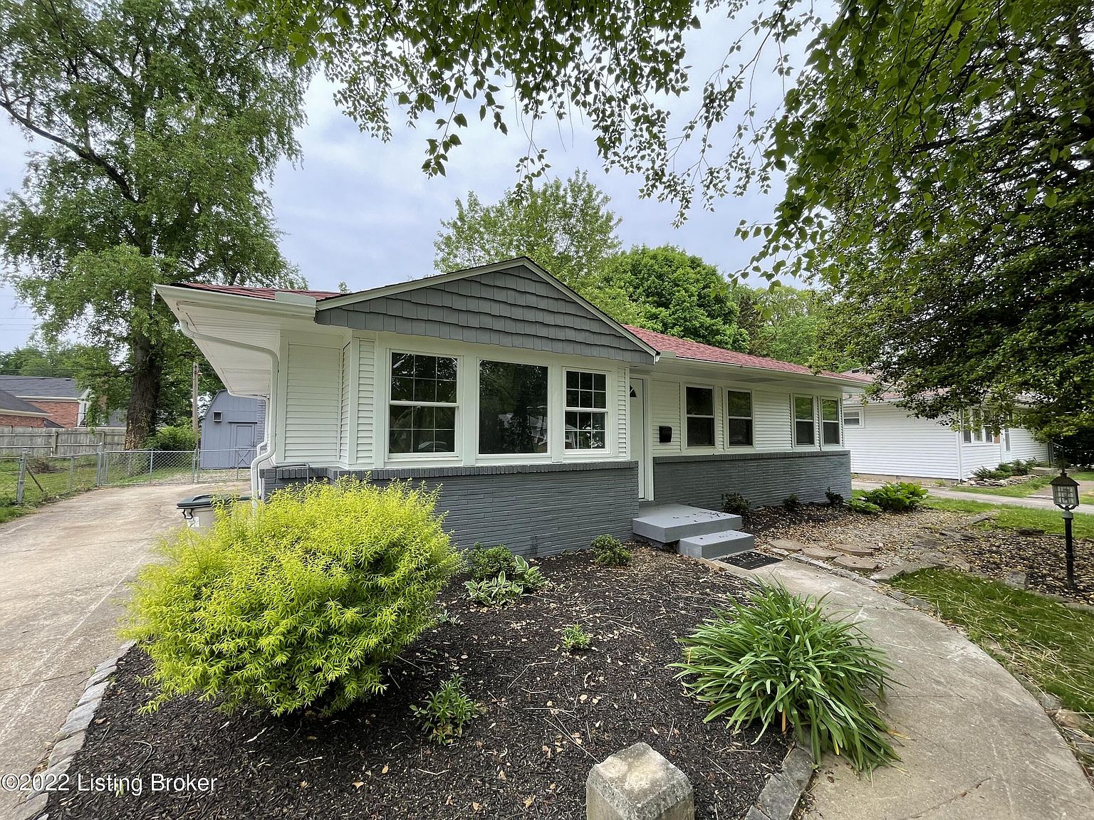 1304 Mill Race Rd, Lyndon, KY 40242 Zillow