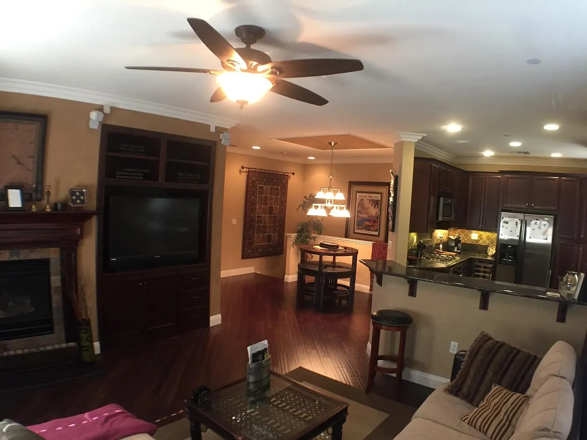 400 Regatta Lane — Photo 2