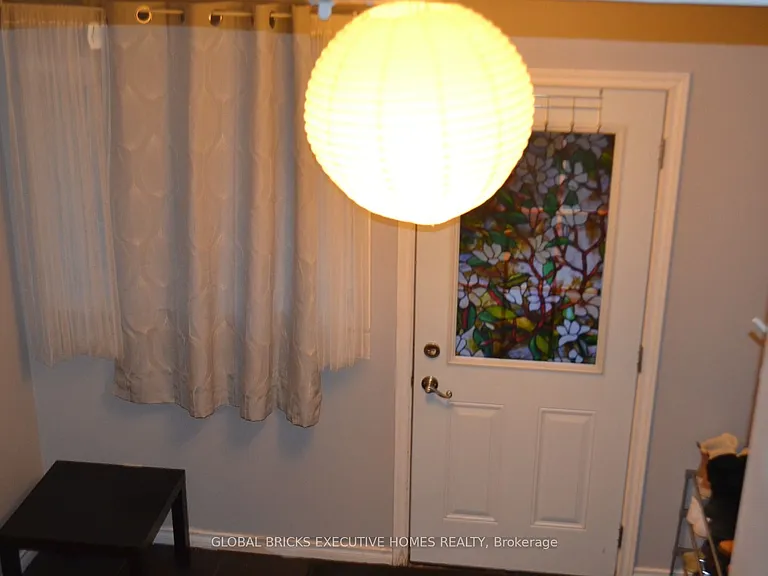 1165 Ogden Ave #BASEMENT — Photo 15