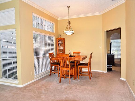 5th image of 624 Waterwood Ln