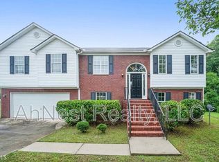 6784 Browns Mill Chase, Lithonia, GA 30038