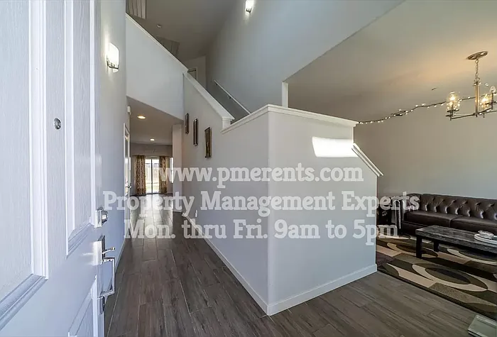 3925 Lanyard Dr — Photo 9
