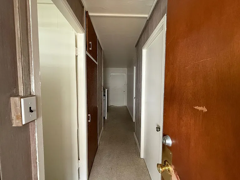 1415 Kinau St — Photo 3