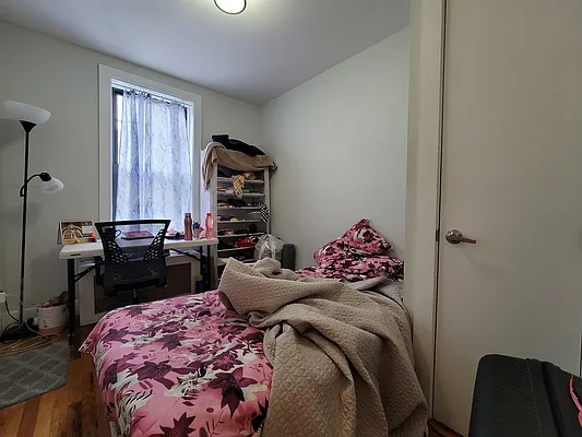 Rented by Lodger Corp | media 9