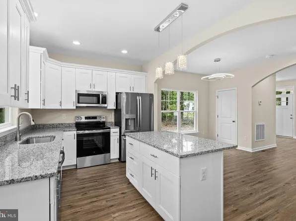 141 Yorktown Blvd, Locust Grove, VA 22508