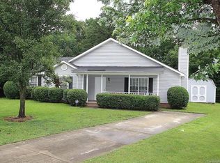 5602 Nesting Ct, Charlotte, NC 28214