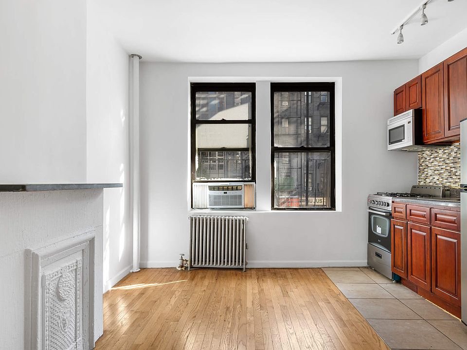 1st image of 1771 1st Ave APT 5