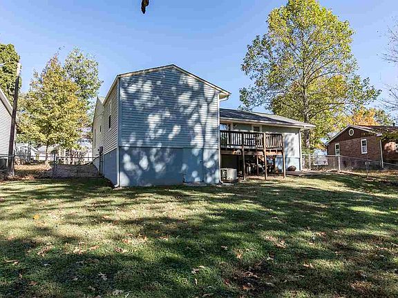 4th image of 1408 Seifert Dr