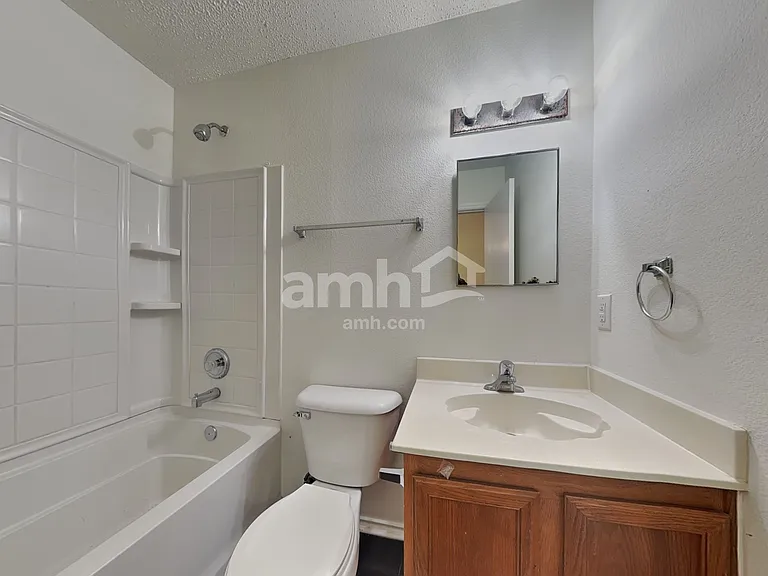 1637 Baxter Springs Dr — Photo 14