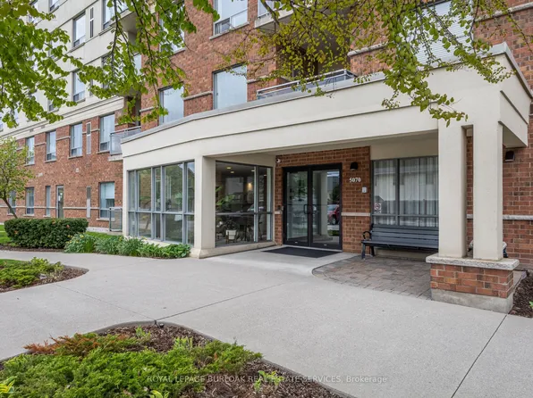 5070 Fairview St #303, Burlington, ON L7L 0B8