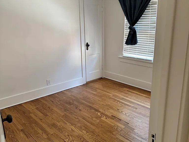 Second upstairs bedroom