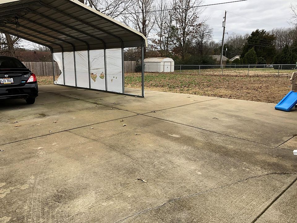 2nd image of 432 Appleton Dr