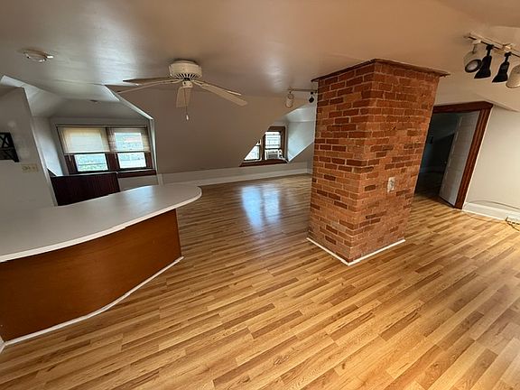 3rd image of 4131 Ballard Ave #3