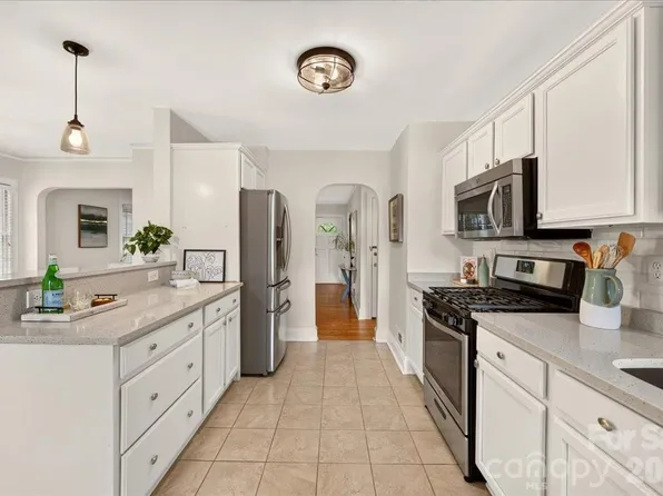1808 Truman Rd, Charlotte, NC 28205