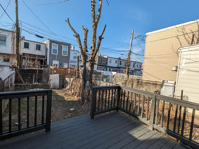106 S Dean St — Photo 8