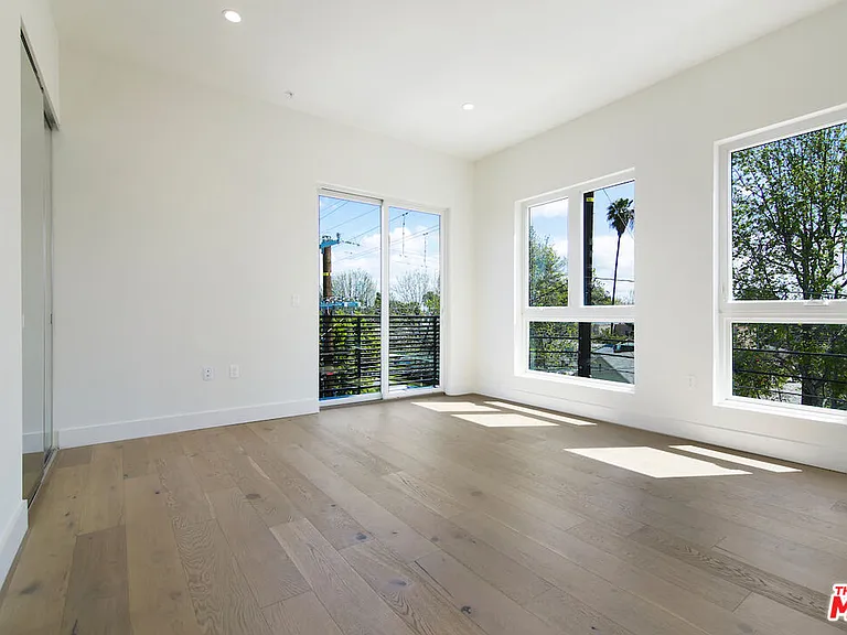 2496 S Centinela Ave #4 — Photo 11